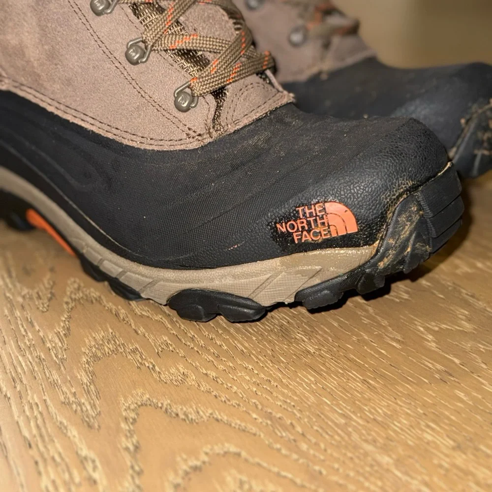 The‎ North Face Men’s Brown and Black Waterproof Winter Boots